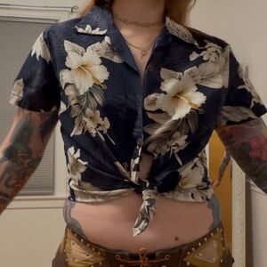 Legit Hawaiian shirt Floral Navy Top